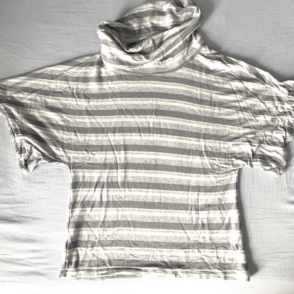 Lou & grey turtle neck striped tee NWOT